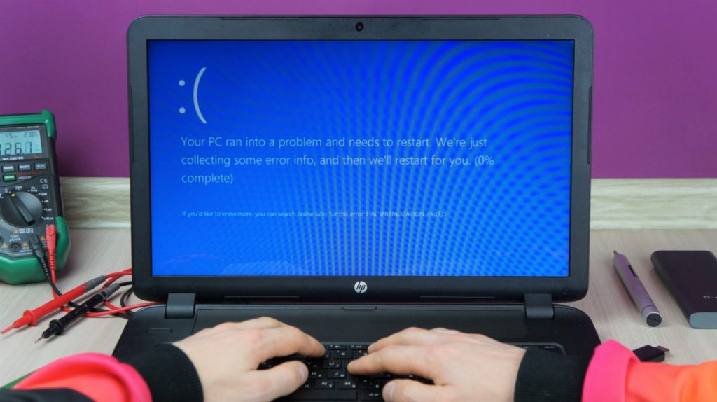 How to deal with a blue screen on a laptop