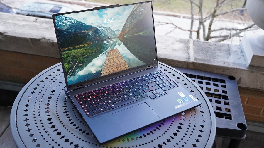 oyun dizüstü bilgisayarı lenovo legion pro 7i